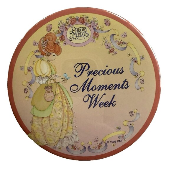Vintage 1990’s Precious Moments Pin Back Buttons 2.75” - Set Of 3 - Picture 4 of 6